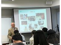 Rosario Manisera alla Bunkyo Daigakuin